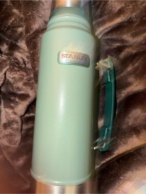 Stanley Sage Mint Green Vacuum Thermos Bottle